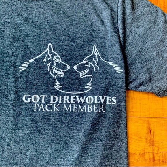 Game of Thrones Shirt Women’s Size Medium GOT DIREWOLVES PACK MEMBER BELFAST - Picture 1 of 6